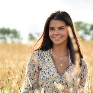 Meet your Posher, Kara